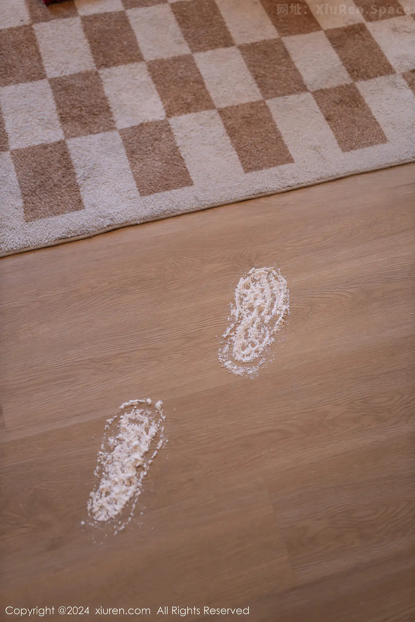 图片[2]-[XiuRen秀人网]VOL.8098 模特幼幼贺新春主题性感红色吊带短裙秀完美身材迷人诱惑写真82P-秀人网官方网站